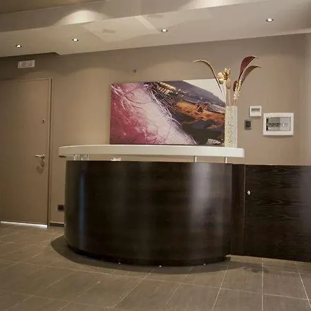 Fardella Apartmanhotel Trapani
